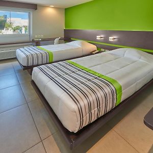 Habitación con 2 Camas Individuales